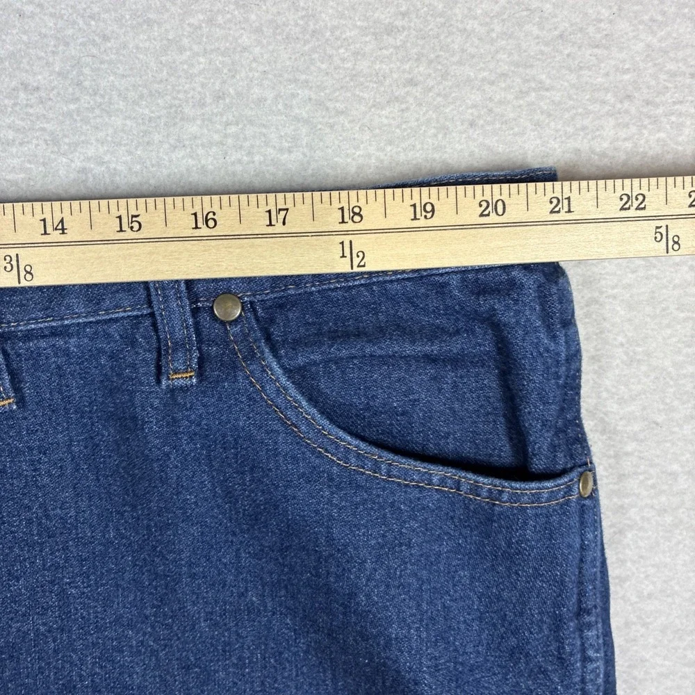 Wrangler 47 MWZ Blue Jeans Mens Size 44 x 32 Regular Fit Straight Leg Western